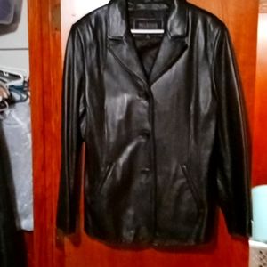 Very handsome Wilson's leather play studio extra large genuine leather jacket